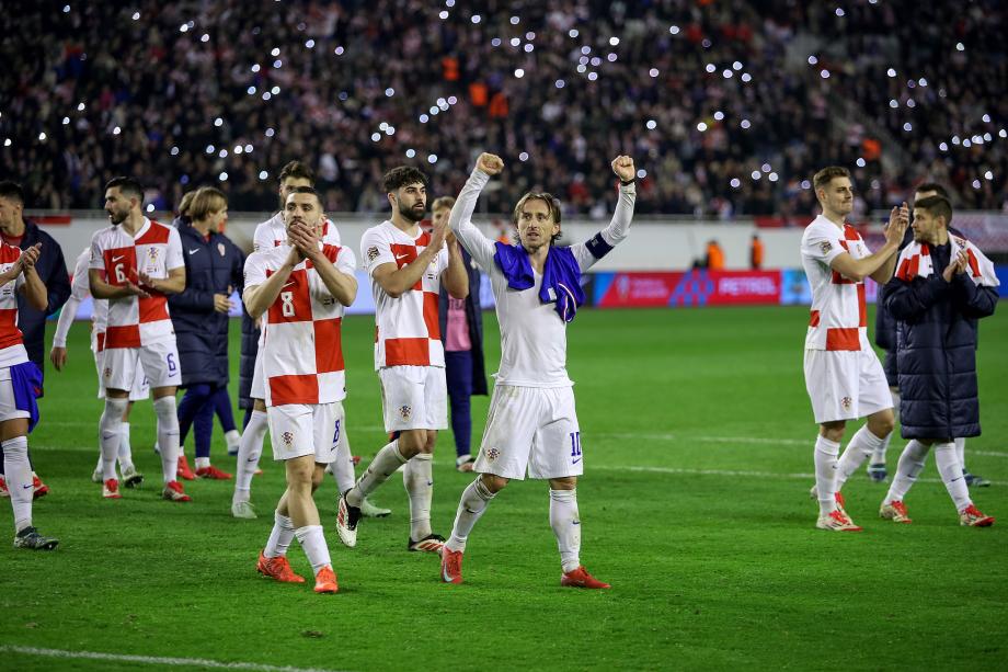 [图]佩里西奇传射迈尼昂扑点 克罗地亚2-0法国